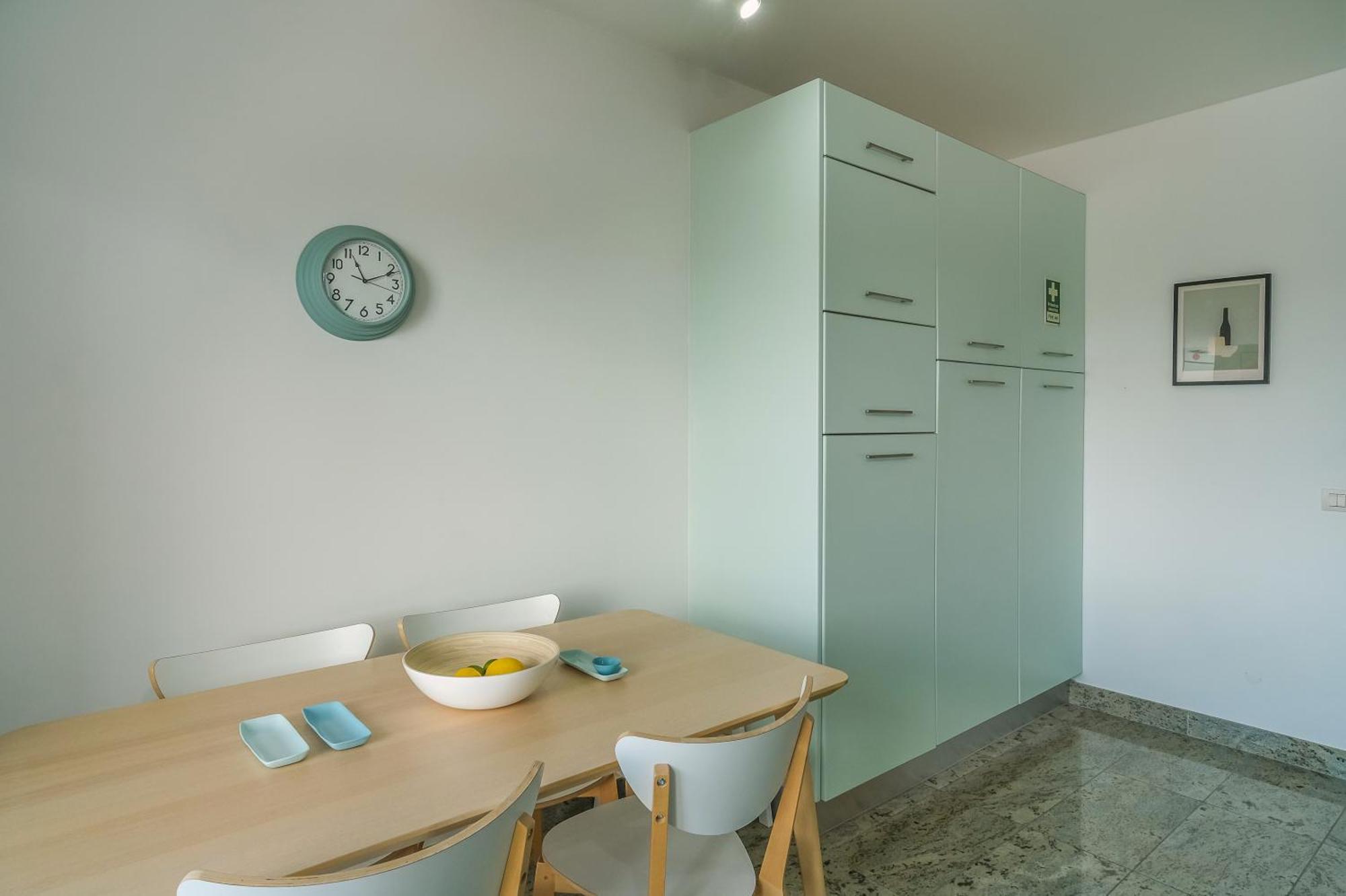 Almarina Apartment, * Lagos